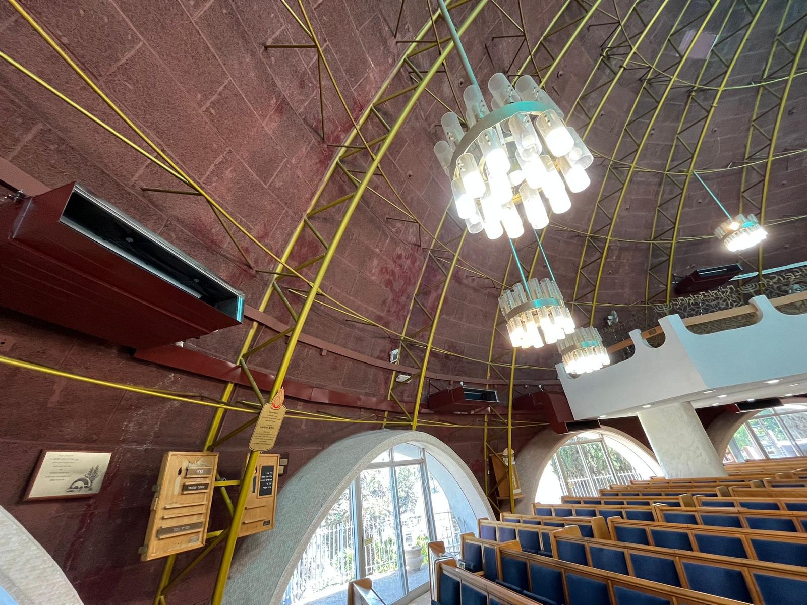 מיזוג בית הכנסת המרכזי בבית הכרם: שקט וקידמה טכנולוגית במעטפת היסטורית