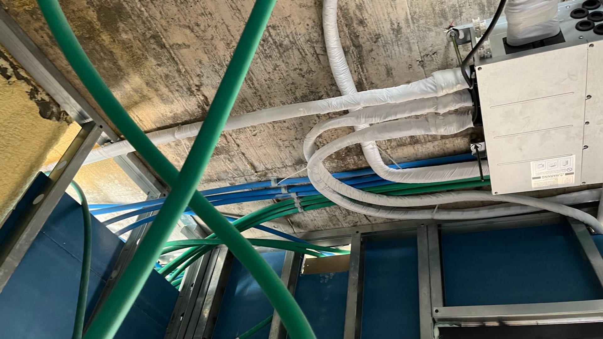 התקנת מיזוג מיני מרכזי בבית פרטי במבוא ביתר - צלזיוס מיזוג אוויר